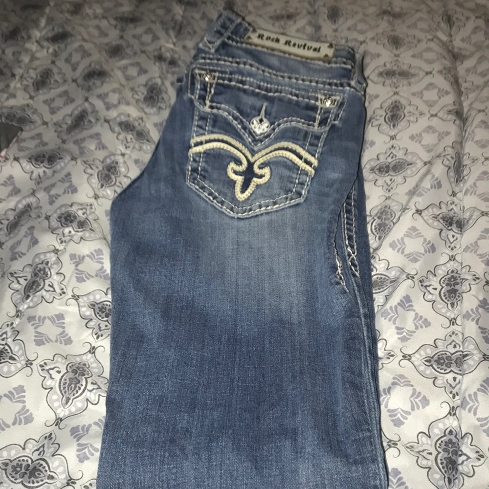 Rock Revival Women's Blue Embroidered Back Pocket Jeans